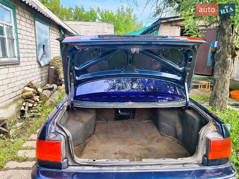 Седан Honda Accord 1993 в Днепре