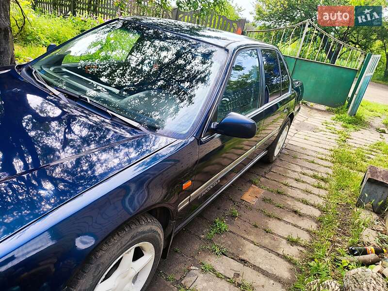 Седан Honda Accord 1993 в Днепре