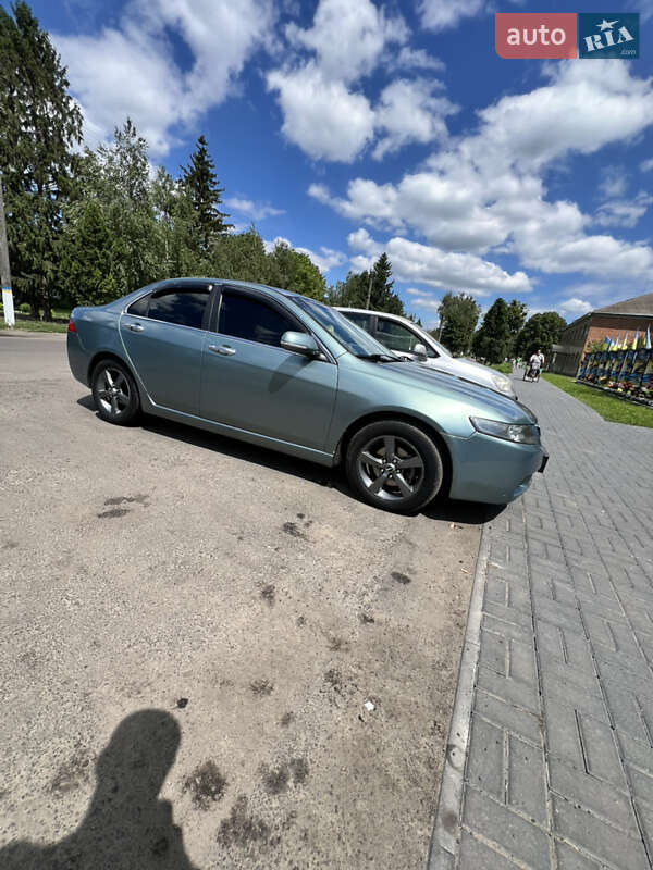 Седан Honda Accord 2003 в Золотоноше