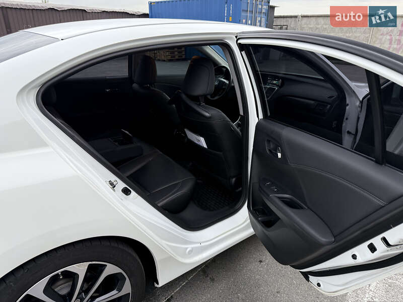 Седан Honda Accord 2017 в Киеве