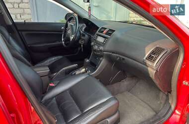 Седан Honda Accord 2004 в 