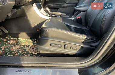 Седан Honda Accord 2013 в 