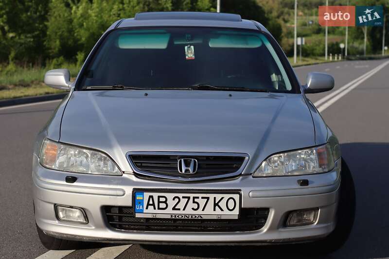 Седан Honda Accord 2001 в Хмельницком