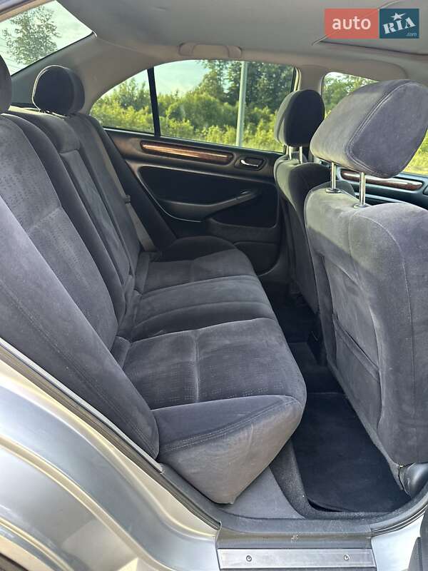 Седан Honda Accord 2001 в Хмельницком