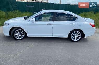 Седан Honda Accord 2013 в Києві
