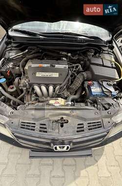Седан Honda Accord 2006 в 