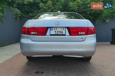 Седан Honda Accord 2004 в 