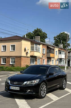 Седан Honda Accord 2014 в Радомышле