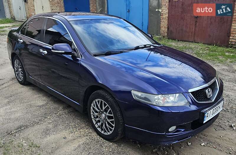 Седан Honda Accord 2004 в Буче