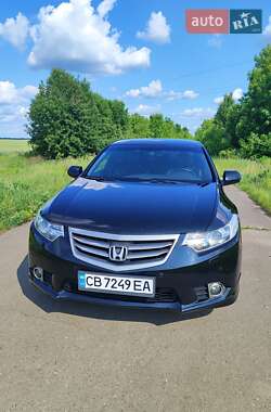 Седан Honda Accord 2011 в Борзне