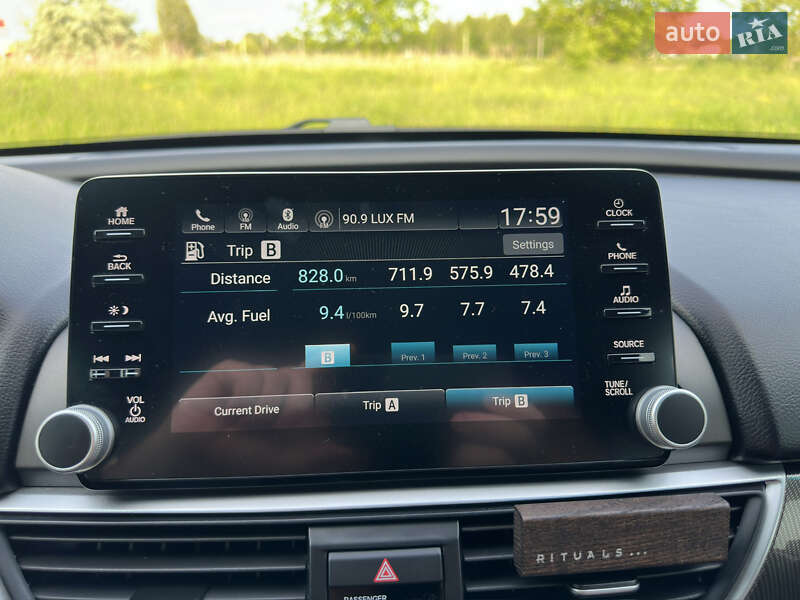 Седан Honda Accord 2019 в Ровно