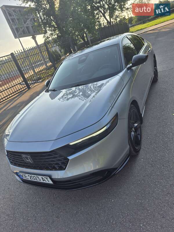 Седан Honda Accord 2023 в Кривому Розі