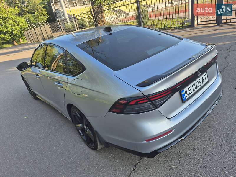 Седан Honda Accord 2023 в Кривому Розі