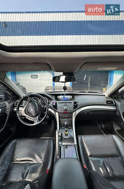 Седан Honda Accord 2010 в 