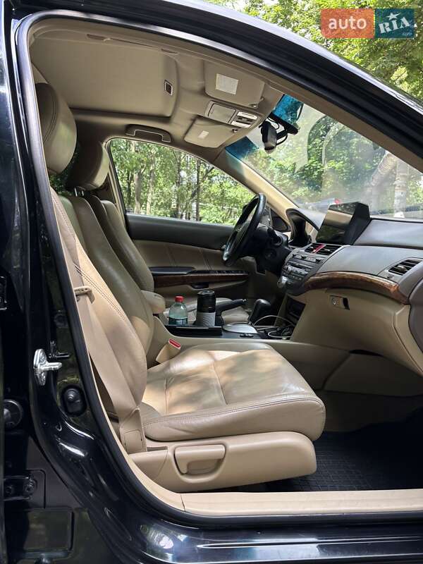Седан Honda Accord 2008 в Днепре