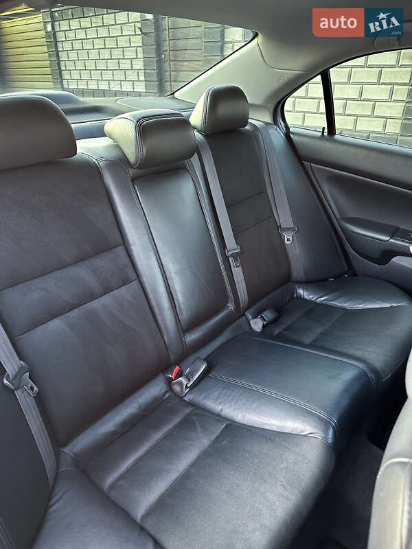 Седан Honda Accord 2003 в Ровно