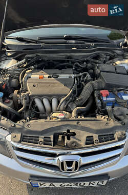Седан Honda Accord 2006 в 