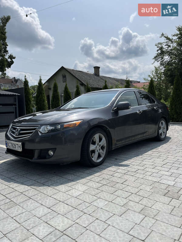 Седан Honda Accord 2008 в Городке