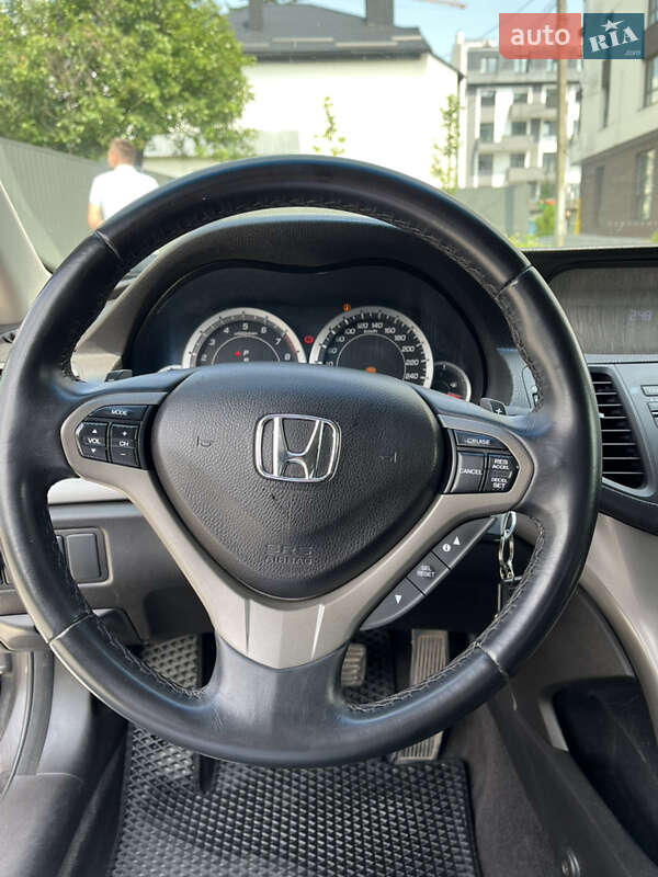 Седан Honda Accord 2008 в Городке