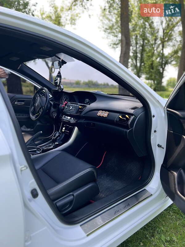 Седан Honda Accord 2016 в Могилев-Подольске фото 5 Седан Honda Accord 2016 в Могилев-Подольске