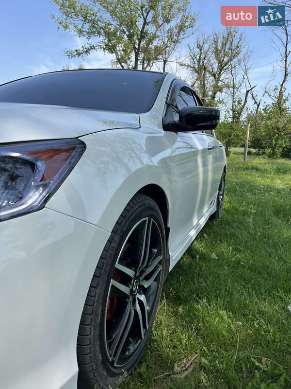 Седан Honda Accord 2016 в Могилев-Подольске фото 8 Седан Honda Accord 2016 в Могилев-Подольске