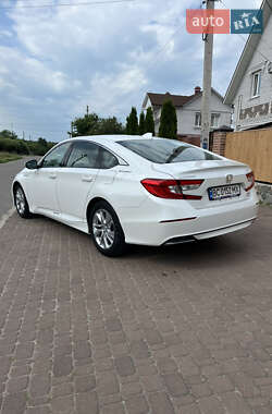 Седан Honda Accord 2017 в 