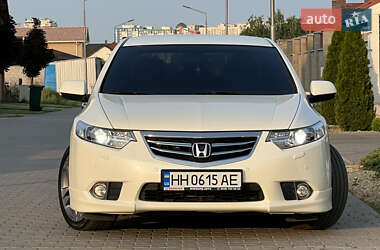 Седан Honda Accord 2011 в 