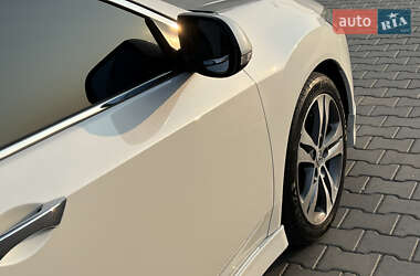 Седан Honda Accord 2011 в 