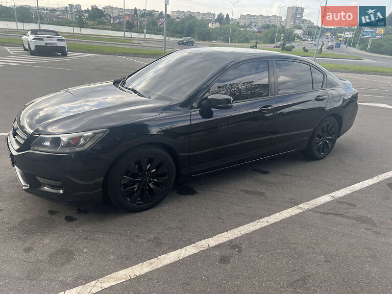 Седан Honda Accord 2014 в Виннице