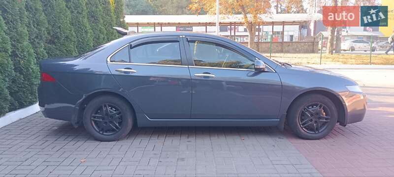 Седан Honda Accord 2003 в Киеве