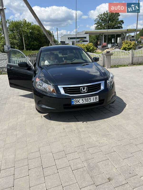 Седан Honda Accord 2008 в Киеве