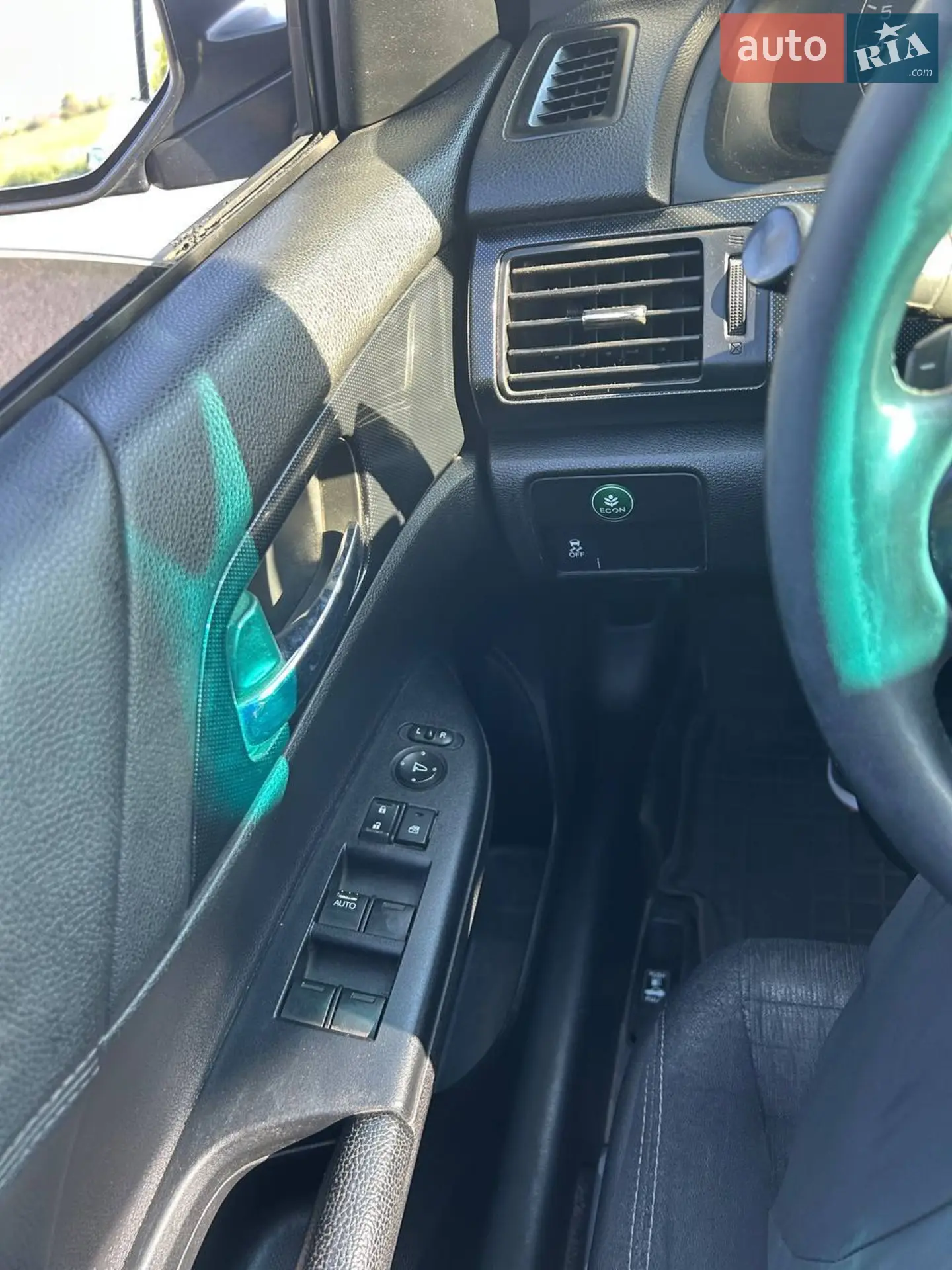 2015 Honda Accord - мініатюра 3