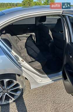 Седан Honda Accord 2015 в 