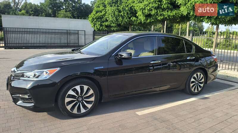 Седан Honda Accord 2016 в Луцьку