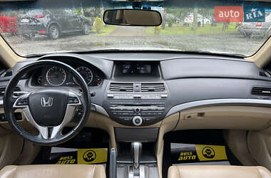 Купе Honda Accord 2012 в 