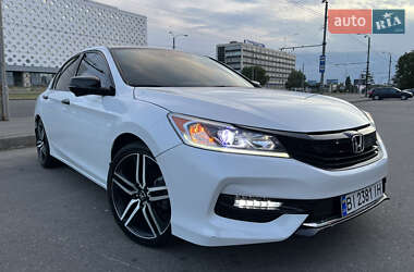 Седан Honda Accord 2017 в 
