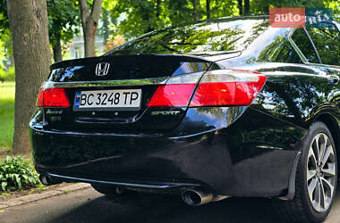 Седан Honda Accord 2015 в 