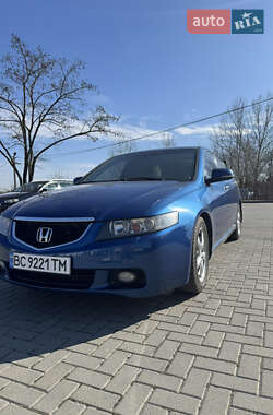 Седан Honda Accord 2004 в Золочеве