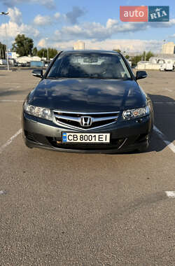 Седан Honda Accord 2006 в Киеве