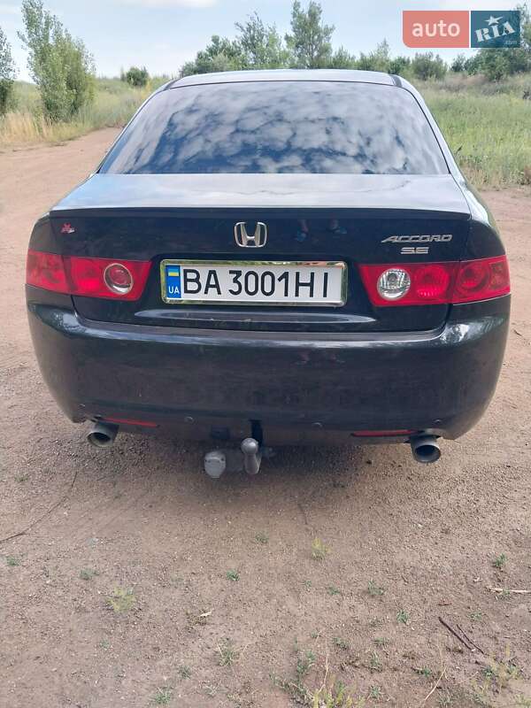 Седан Honda Accord 2003 в Малій Висці