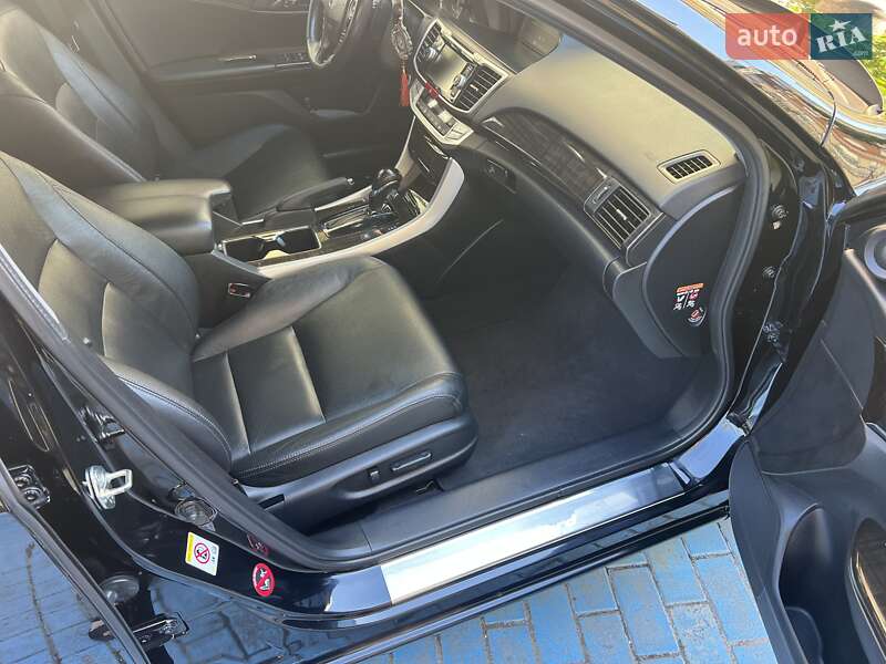 Седан Honda Accord 2013 в Киеве фото 12 Седан Honda Accord 2013 в Киеве