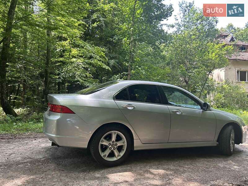 Седан Honda Accord 2006 в Калуше
