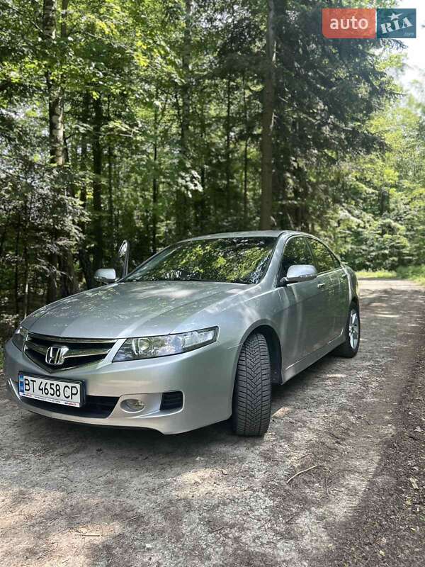 Седан Honda Accord 2006 в Калуше