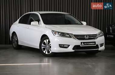 Седан Honda Accord 2013 в Києві