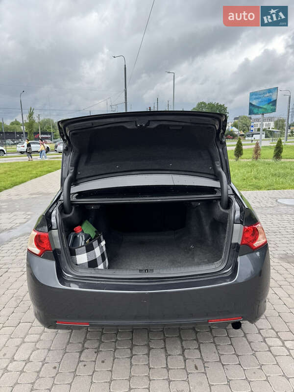 Седан Honda Accord 2011 в Львові