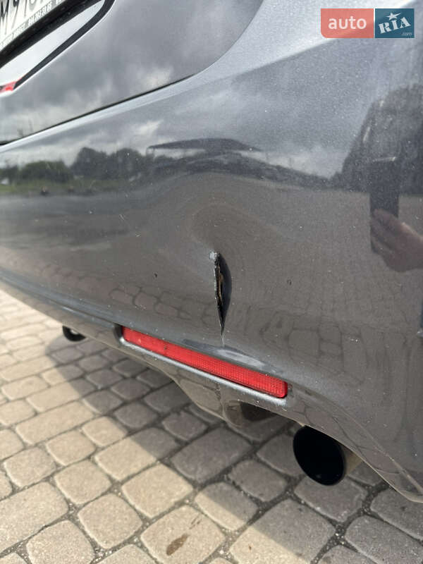 Седан Honda Accord 2011 в Львові