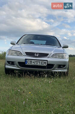 Ліфтбек Honda Accord 2002 в Чернігові