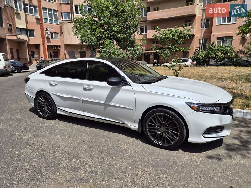 Honda Accord 2018