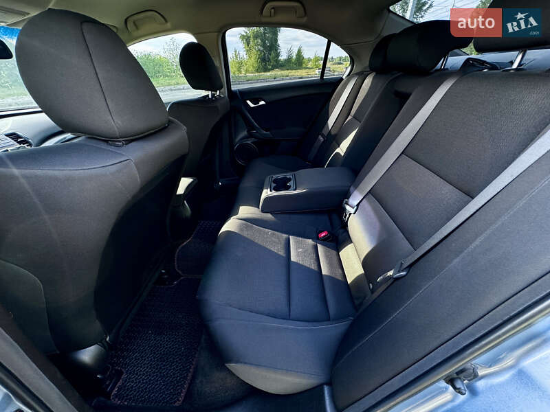 Седан Honda Accord 2011 в Киеве