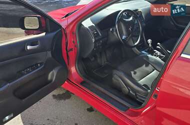 Седан Honda Accord 2004 в 
